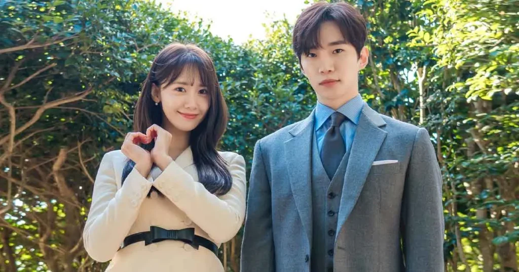 Korean Celebs who became close through work deny dating rumors