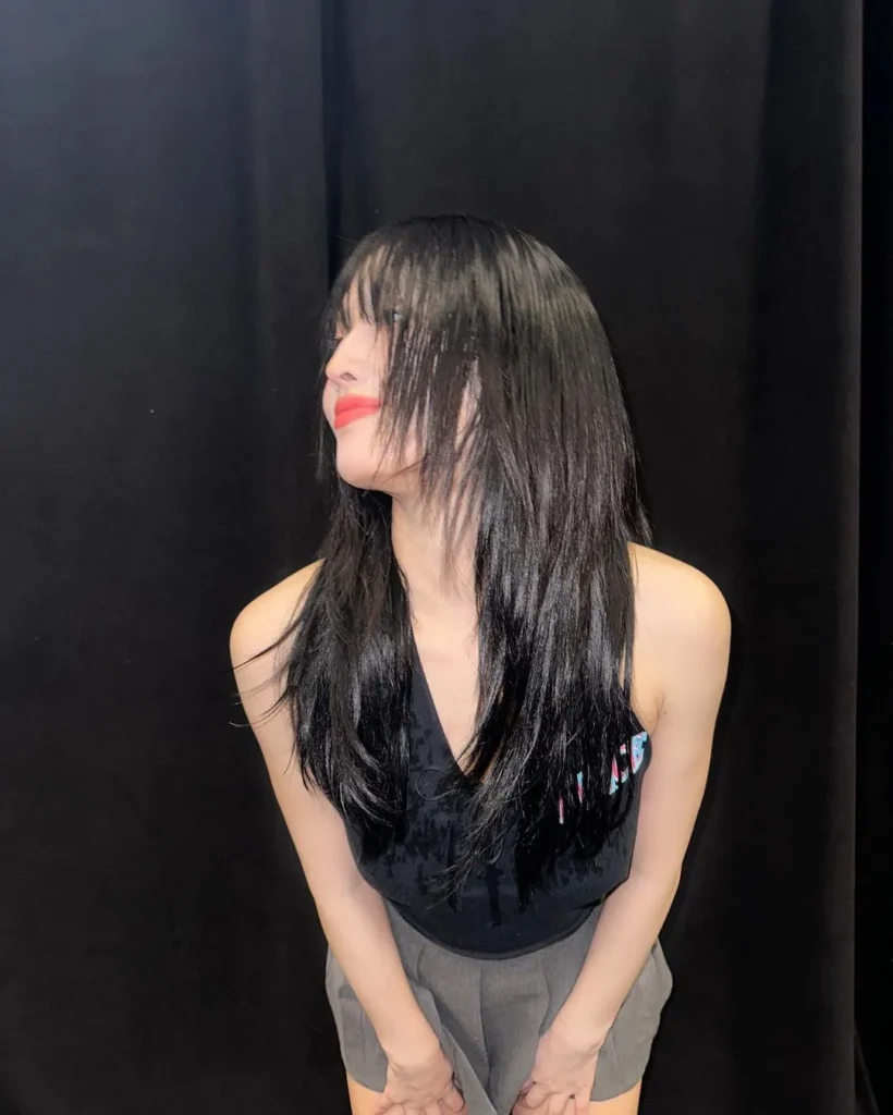Momo's Wet and Seductive Beauty Steals the Show