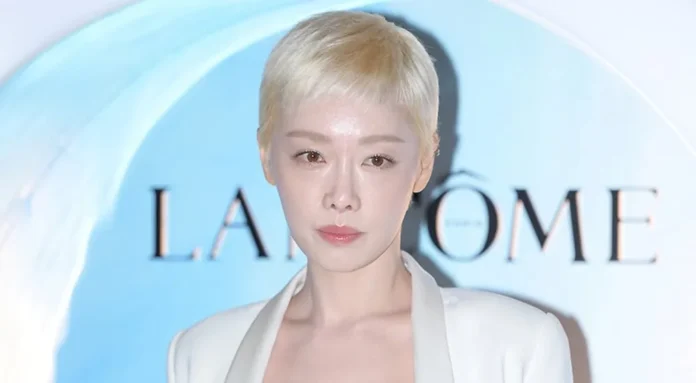 Kim Hieora's Former Classmates Defend Her Against School Violence Allegations